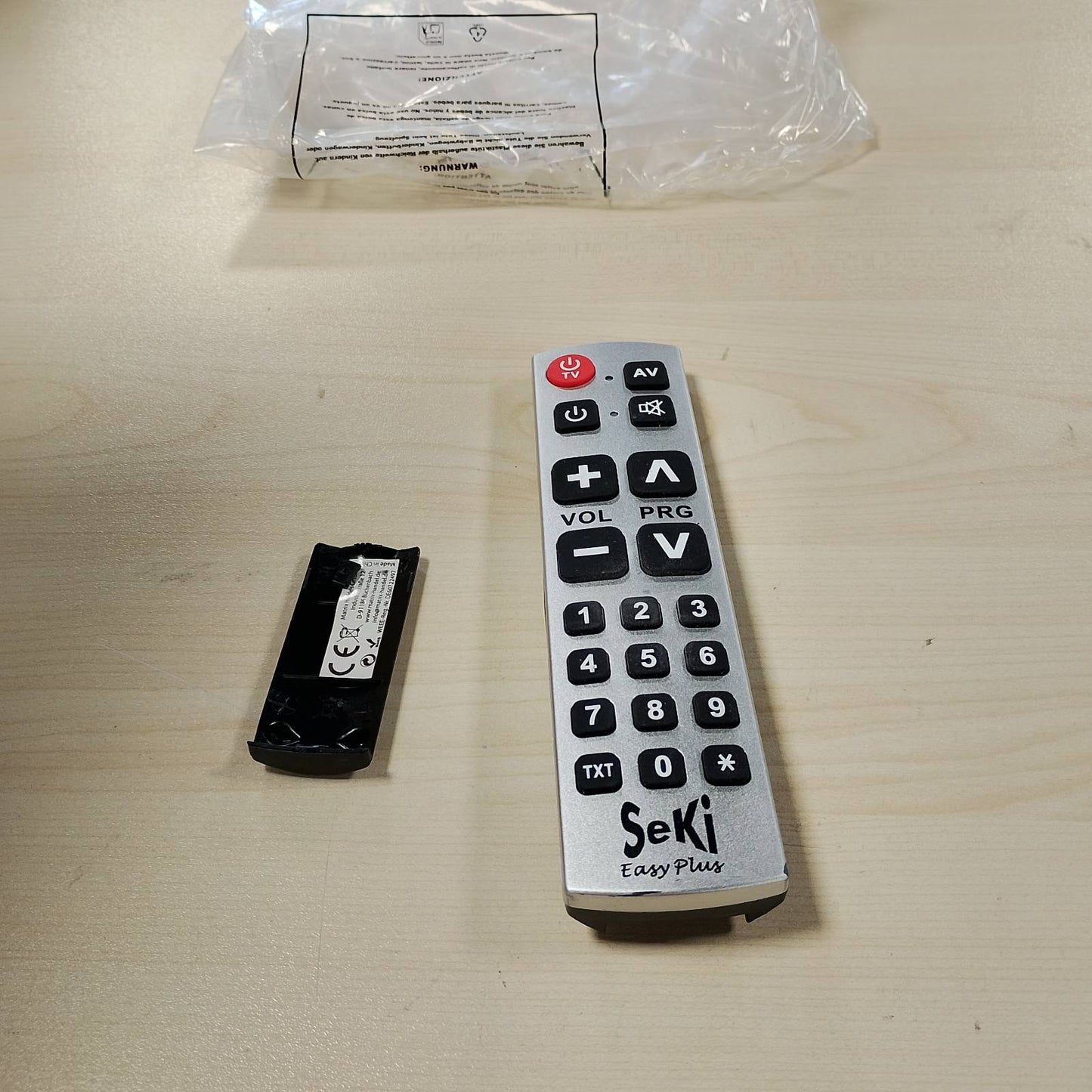 276893 - SEKI Telekomandë Universale Mësimi Easy Plus, Argjendtë-Zezë, Butona të Mëdhenj