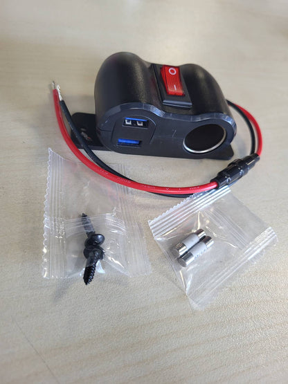 276977 - Thlevel Prizë Karikuesi USB 12V QC3.0, Prizë Ndarëse me Çelës dhe Voltmetër LED për 12V/24V