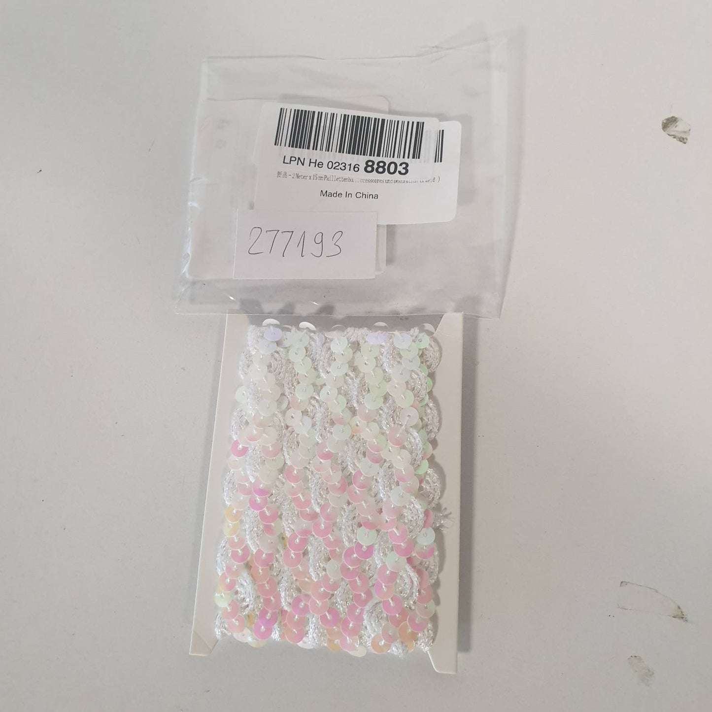 277193 - Zbukurim me xixa 2 metra x 15 mm, shirit elastik me xixa, zbukurim metalik për veshje, kostume, aksesorë dhe dekorime (M E bardhë)