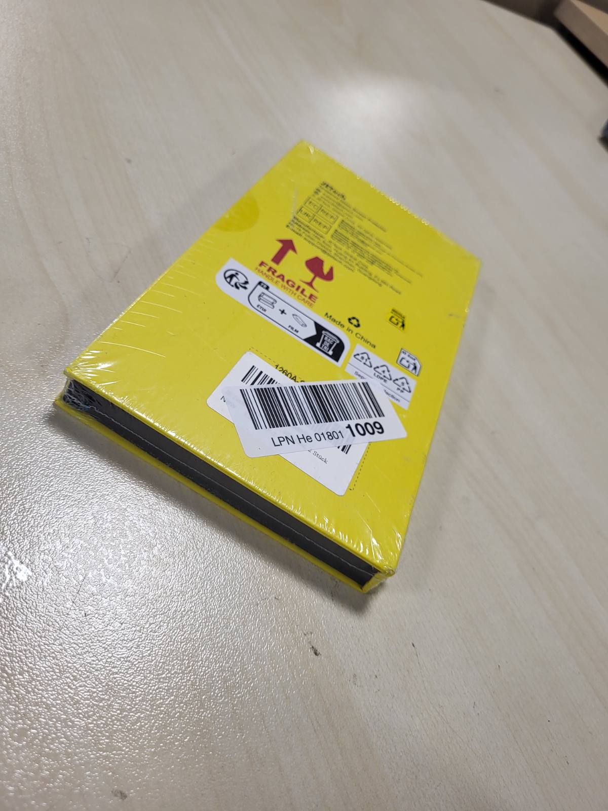 277280 - JETech Mbrojtës Ekrani për iPhone 15 6.1 inç, Fletë Qelqi e Temperuar, Pako me 2 Pako