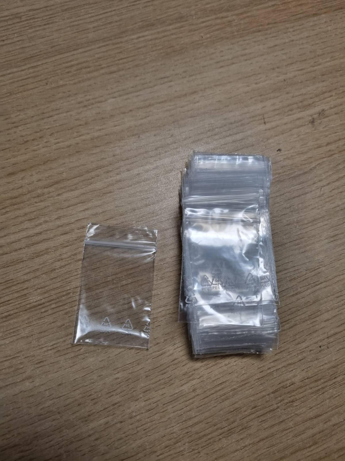 277318 - Ofituria Qese plastike transparente, të mbyllura hermetikisht, ideale për ngrirjen e ushqimit, qese të ripërdorshme