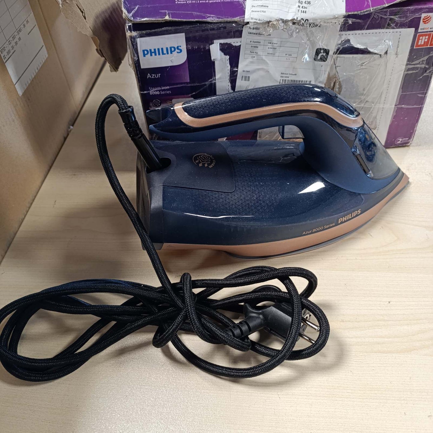 277346 - PHILIPS Hekur me avull Azur 8000 Series, 3000 W, Avull i vazhdueshëm 85 g/min, Shtim avulli deri në 260 g, Teknologji OptimalTEMP, Pllakë SteamGlide Elite, Blu e errët (DST8050/20)
