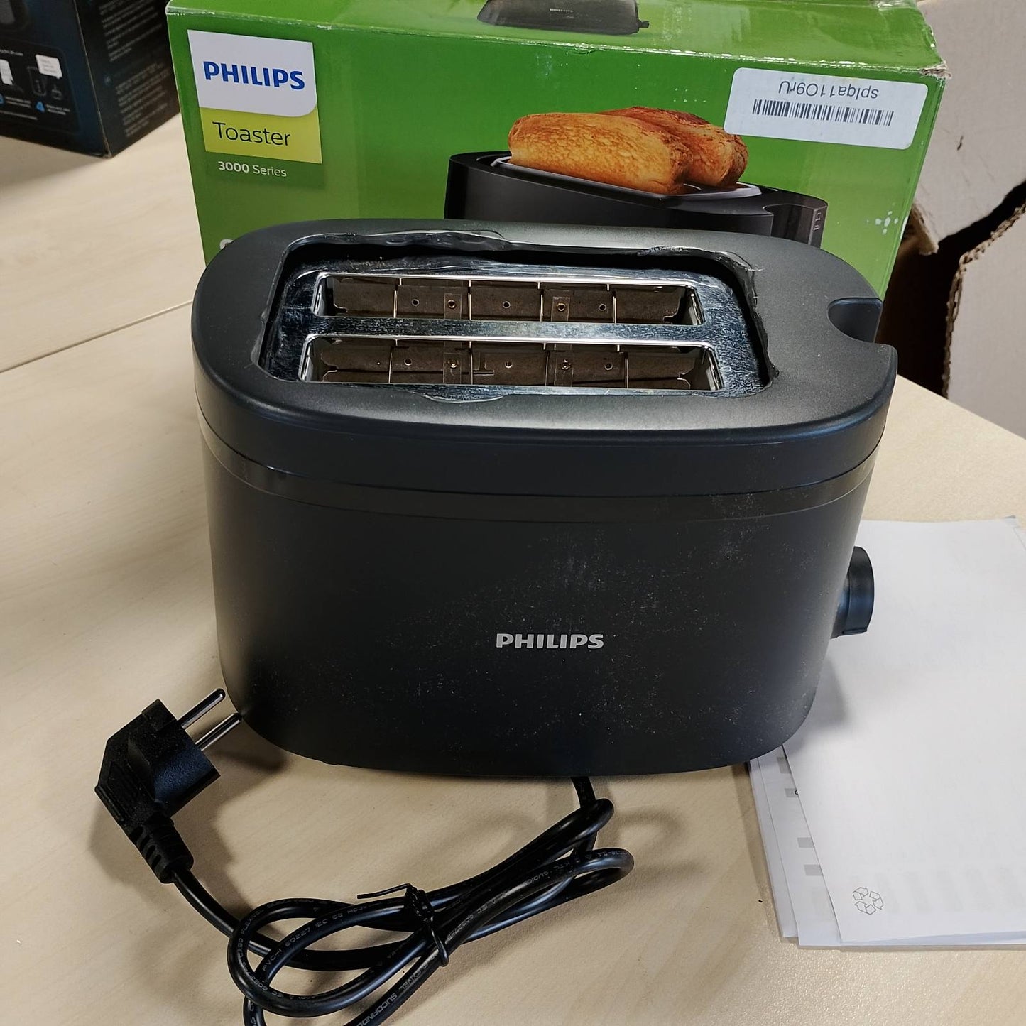 277480 - PHILIPS Toaster HD2581/90 | 2 vende për pjekje | 8 cilësime | Fikje automatike | E zezë