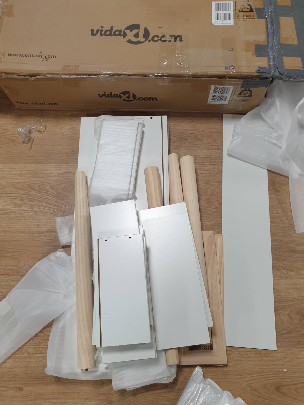 280121 - vidaXL Tavolinë Konsole e Bardhë 80x30x75 cm Dru i Masturbuar Pishe Ratan Natyral