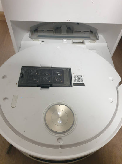 288010 - DREAME Fshesë me korrent robotike Aqua10 Ultra Track Complete, Fuqi thithjeje 30,000Pa, Pastrim pengesash 6 cm, Zbrazje automatike, Mop vetëpastrues, Kontroll me zë