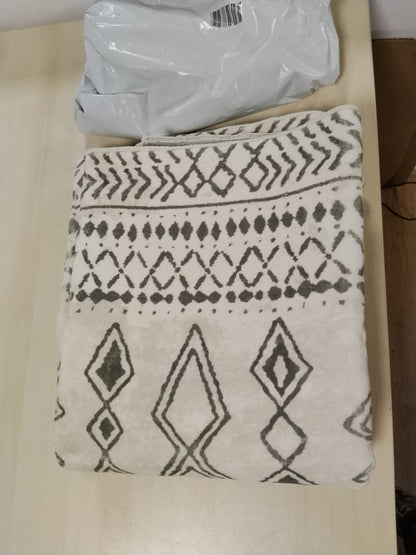 288388 - Qilim i gjatë kuzhine 90x150cm, i larëshëm, mikrofibër të butë, qilim gjeometrik (bezhë)