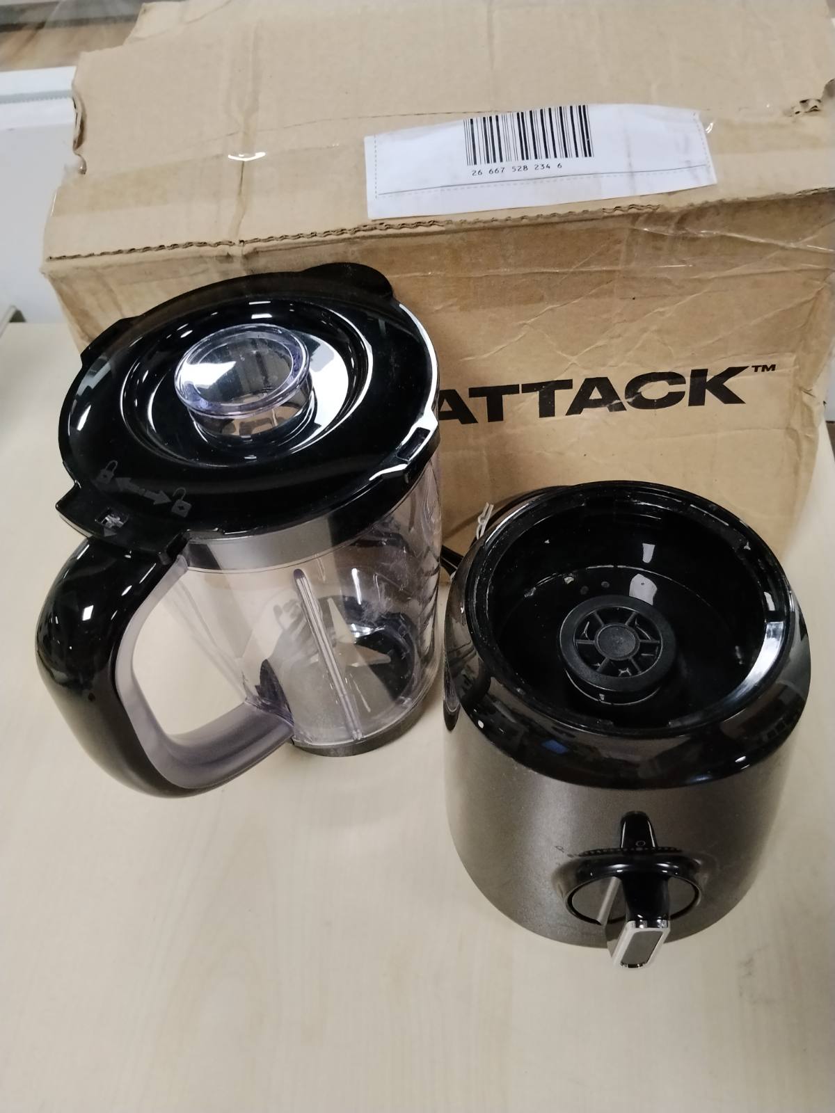288391 - EMERIO Mikser me Stacion 1.5L, 500W, 2 Shpejtësi, Funksioni i Thërrmimit të Akullit, Tehe Çeliku Inoks, Çelës Sigurie, Mund të lahet në lavastovilje, BL-124816.8