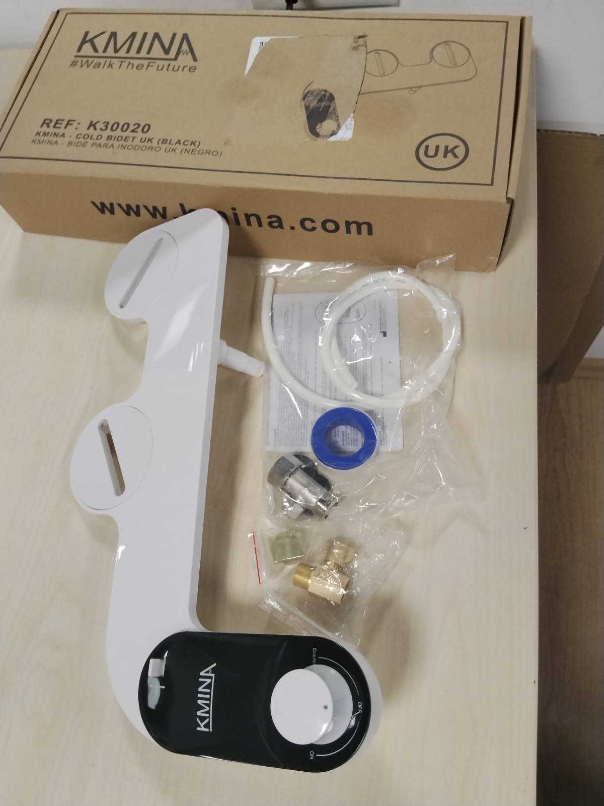 288775 - KMINA Bide Tualeti, Gjatësia 80 cm, Spërkatës Portativ Jo-Elektrik, me Presion të Rregullueshëm, Ujë i Ftohtë, i Zi