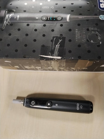 289395 - ORAL-B iO Series 8 Furçë Dhëmbësh Elektrike