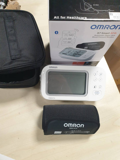 289468 - OMRON Monitorues i tensionit të gjakut për krahun e sipërm X7 Smart AFib me aplikacion, 2 përdorues, 22-42 cm
