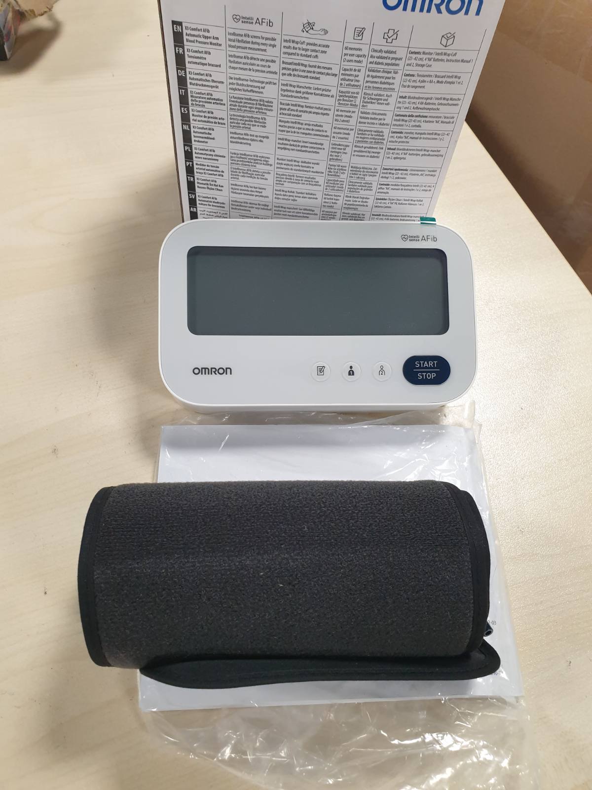 289516 - OMRON Monitorues i presionit të gjakut X3 Comfort AFib për krahun e sipërm