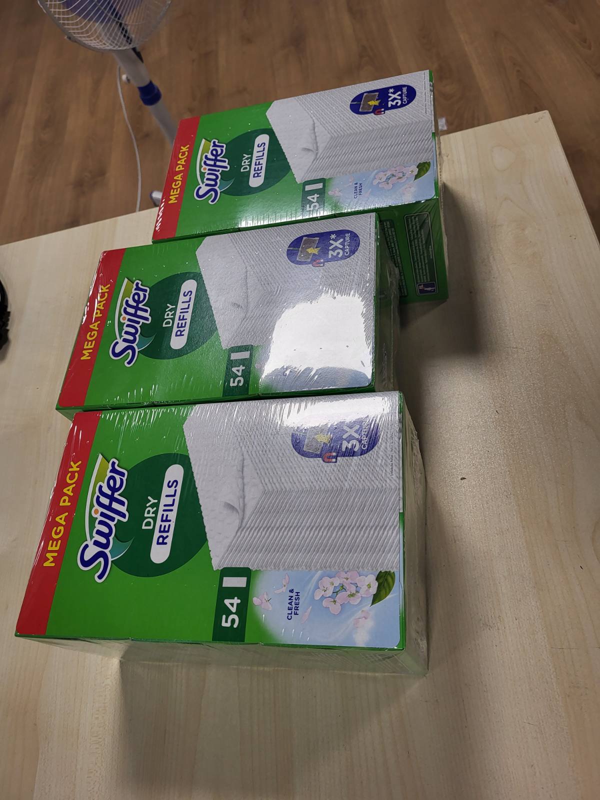 289736 - SWIFFER Peceta për mbledhjen e pluhurit, 162 peceta, Paketa Mega e Parfumit Ambi Pur