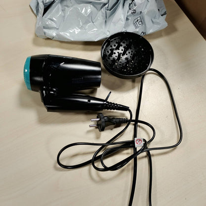 290094 - REMINGTON Tharëse flokësh D1500, 2000W, 120/220-240V, Grykë stilimi dhe difuzor, 2 cilësime ngrohjeje dhe ventilatori