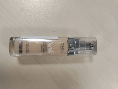 290235 - L'ORÉAL PARIS FONDATINË E LËNGSHME, HIDRATIM 24 ORËSH, ACID HIALURONIK, NUANCA: LIRI (1.5.N), 30 ML