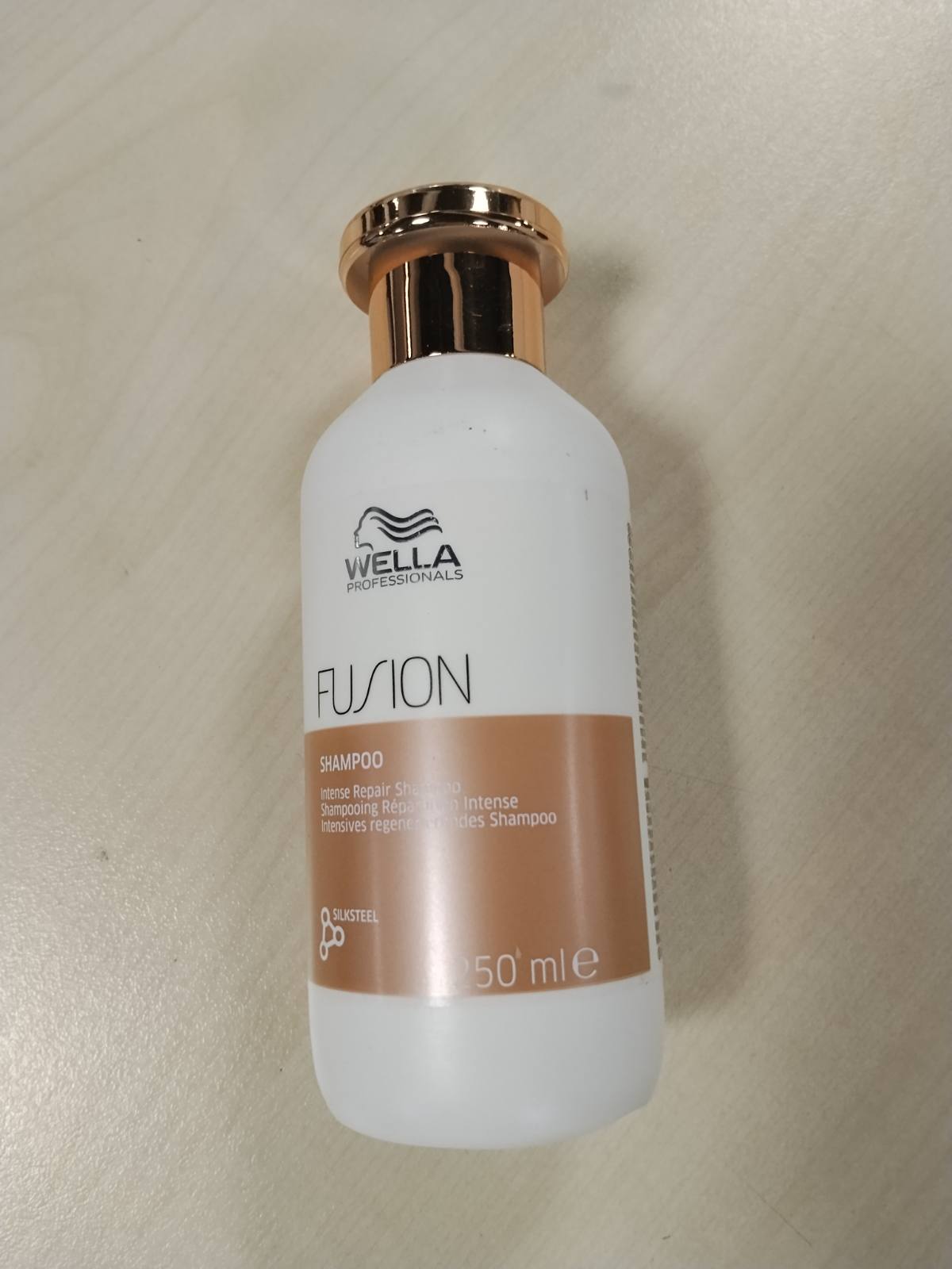 290251 - WELLA PROFESSIONALS Shampo Fusion Intense Repair, 250ml