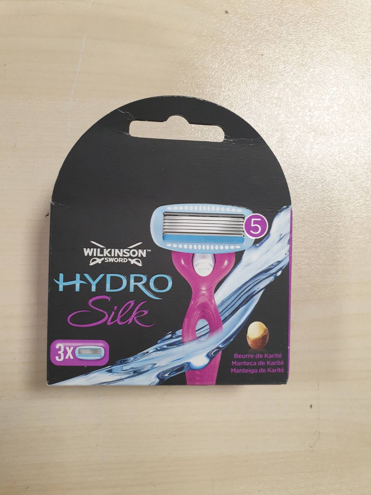 290333 - WILKINSON SWORD Hydro Silk - Tehe brisku për femra - Pako me 3 copë