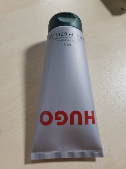 290377 - HUGO MAN Xhel Dushi 200ml