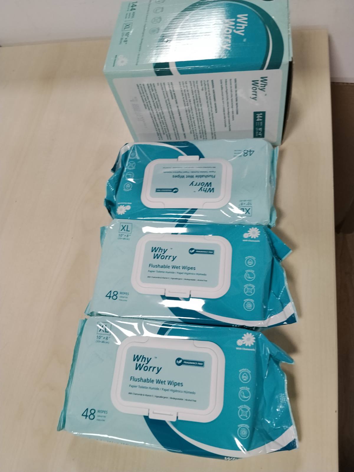 290425 - Letër higjienike WhyWorry XL e lagësht 20x25 cm për të rritur, Peceta pastrimi shumë të trasha që mund të hidhen në ujë, kamomil dhe vitaminë E, 100% me bazë bimore, pa aromë, 144 copë (3 pako me nga 48 copë)