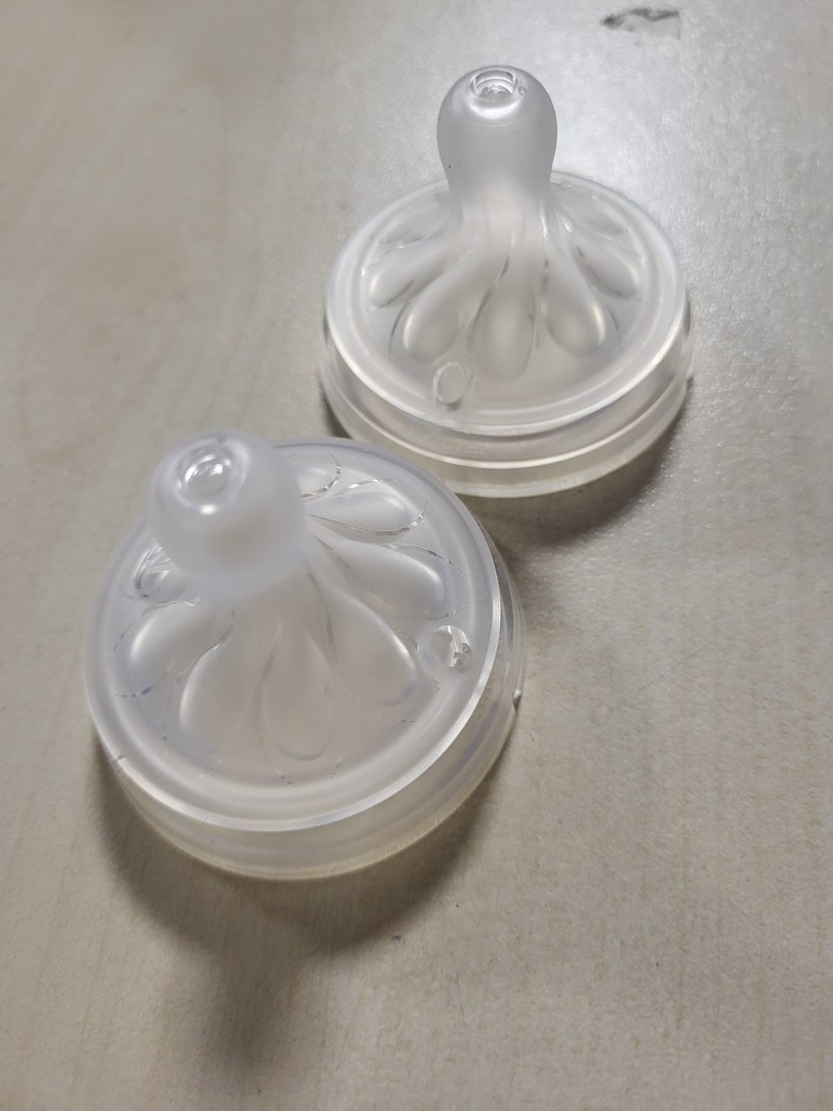 290435 - PHILIPS AVENT Biberonë Natyral 0m, pako me 2 copë, Shpejtësia e rrjedhjes 1
