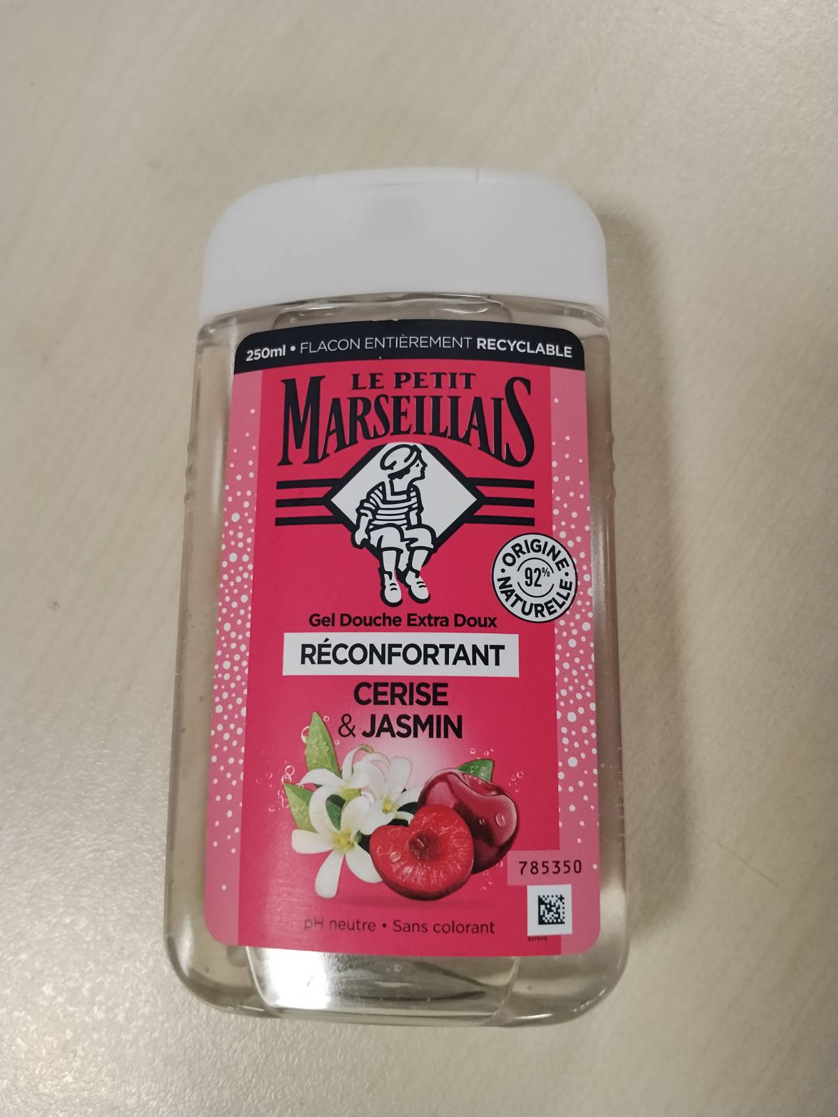 290564 - LE PETIT MARSEILLAIS Xhel Dushi Ekstra i Butë Rehatues Qershi & Jasemini - 250 ml - 92% përbërës me origjinë natyrale - pH neutral