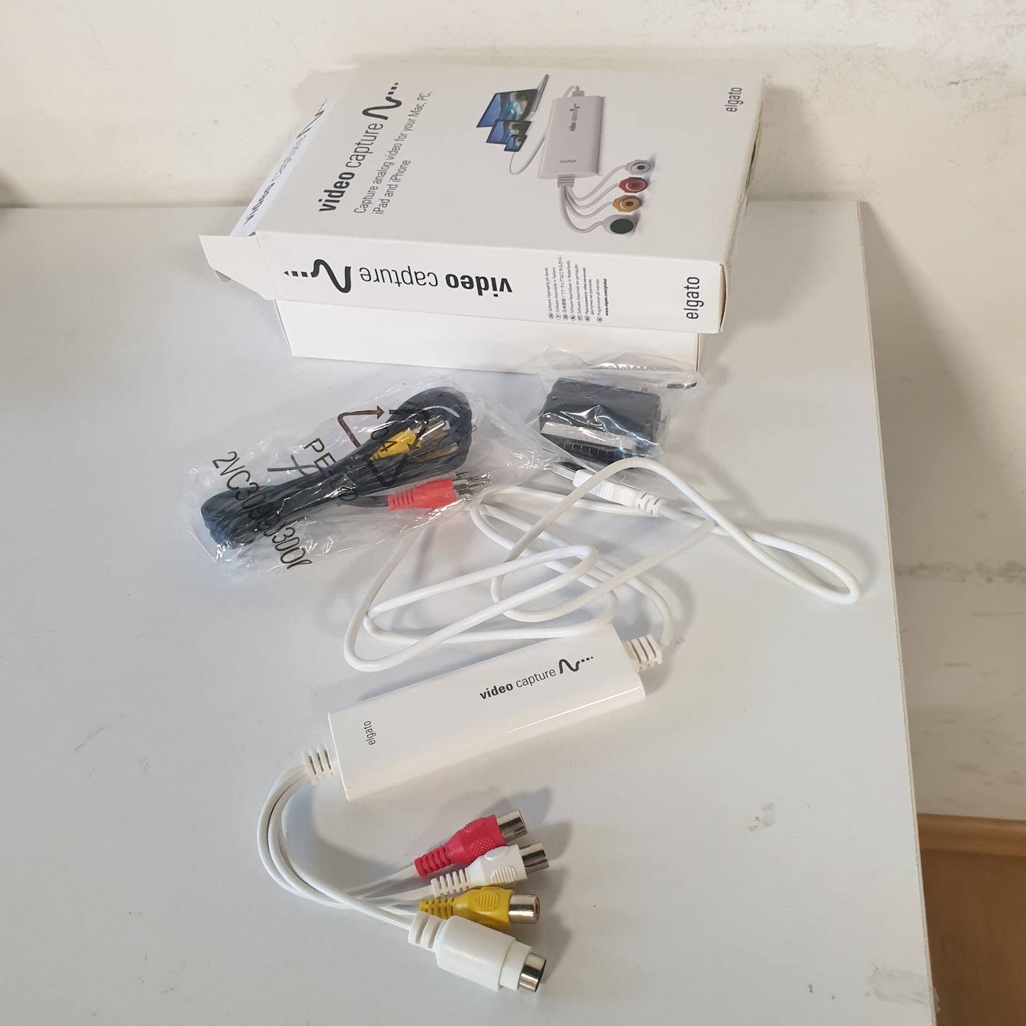 292202 - ELGATO Video Capture – Kartë Kapjeje me USB 2.0, konvertues analog-dixhital, për VHS/VCR/TV në DVD, për Mac, Windows ose iPad