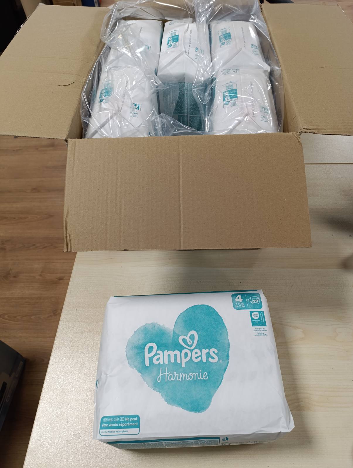 292397 - PAMPERS Harmonie, Madhësia 4, 174 pelena, 9-14 kg, Mbrojtje e butë e lëkurës, Pako 1-Mujore