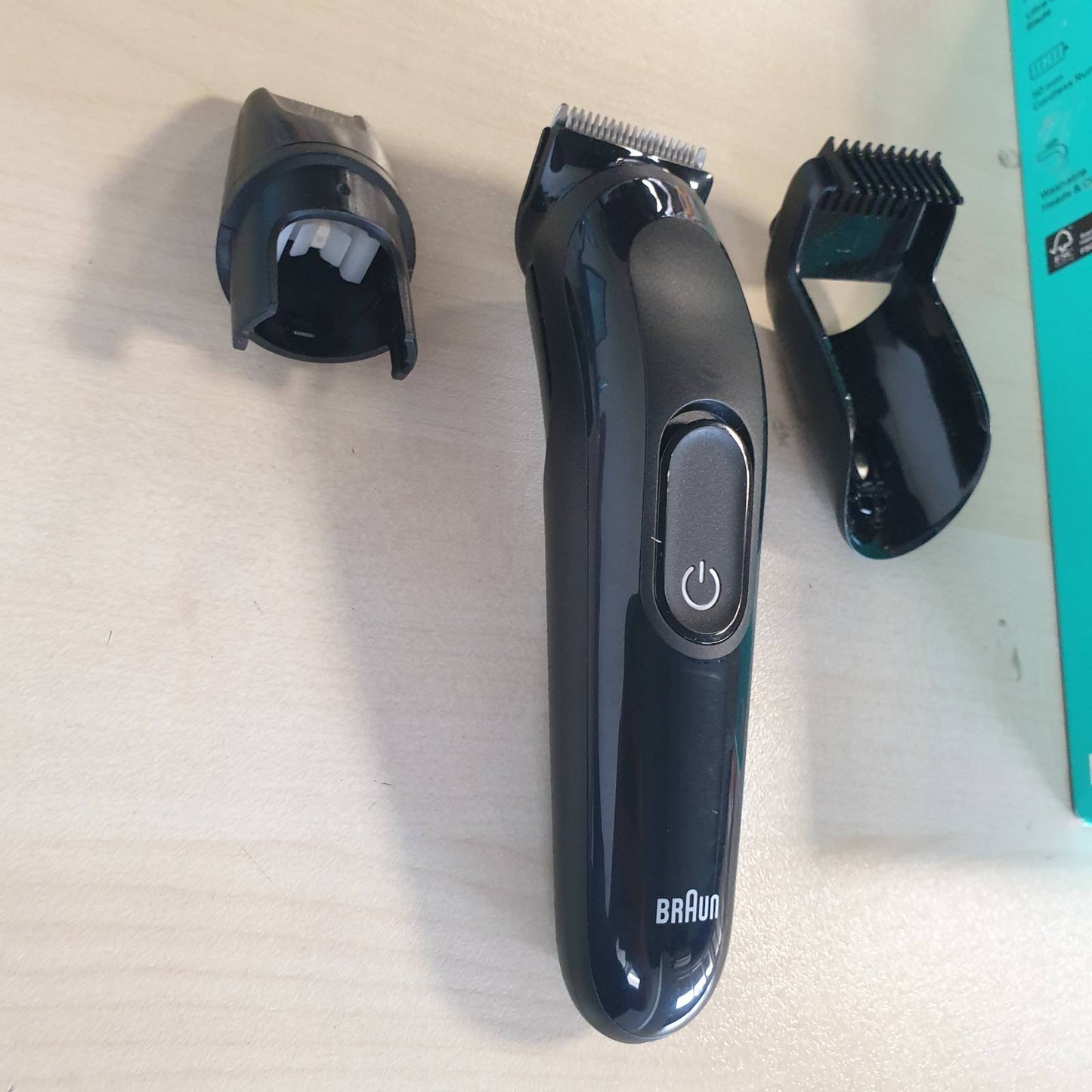 293001 - BRAUN Makinë Elektrike për Rruajtjen e Mjekrës dhe Flokëve, Set Stilizimi 6-në-1, 50 minuta përdorim pa tel, Model MGK3420, e zezë