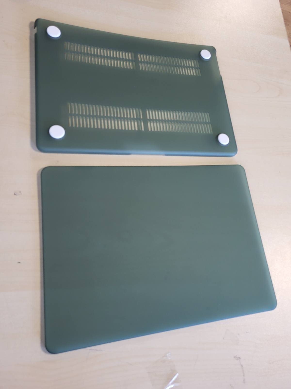 293494 - UESWILL Mbrojtëse për MacBook Air 13 inç M2 M3 2022–2024, modeli A2681 A3113, ekran Liquid Retina 13.6 inç, jeshile mesnate