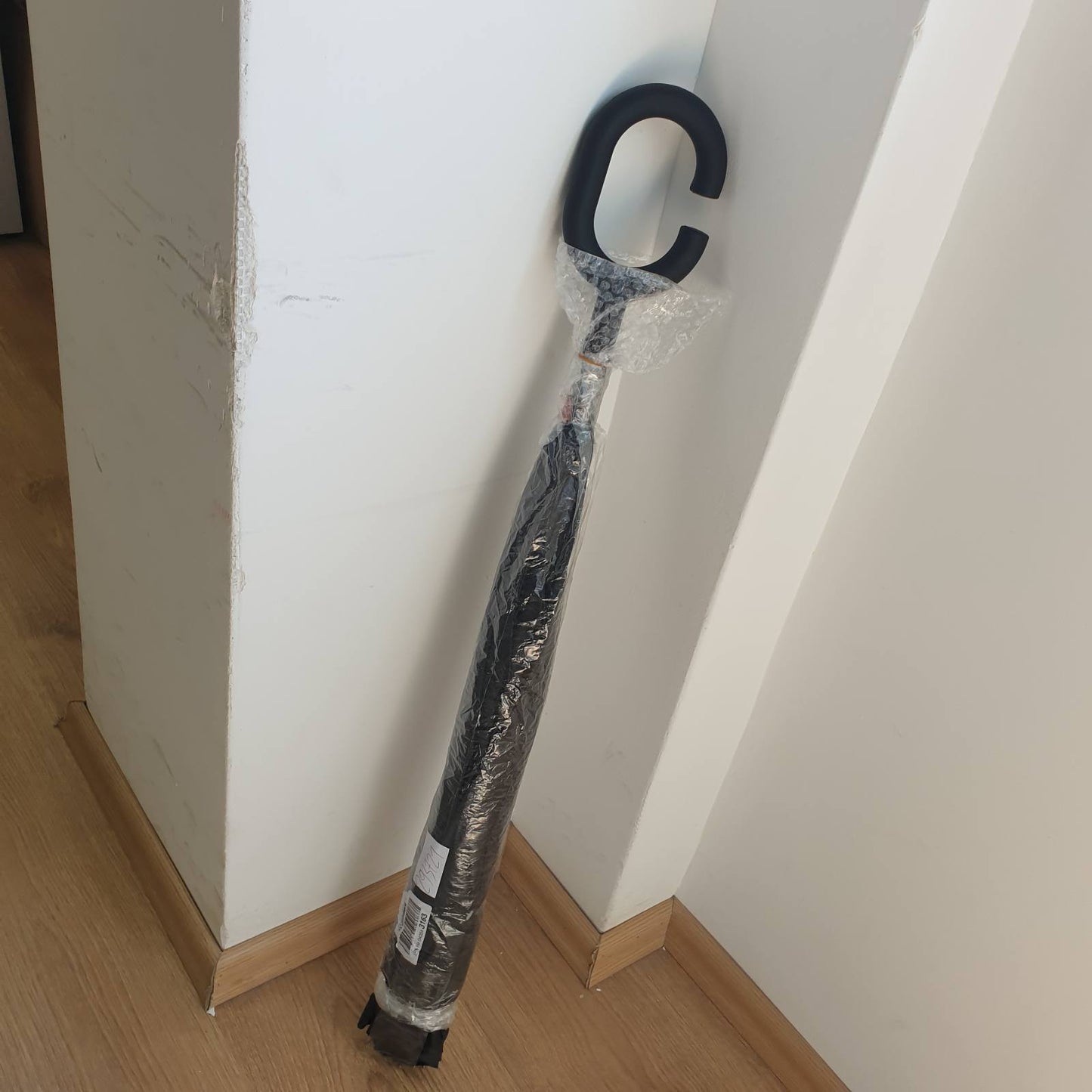 293721 - Ombrellë e palosshme kundër erës, diametër 110 cm, hapje e kundërt, dorezë në formë C