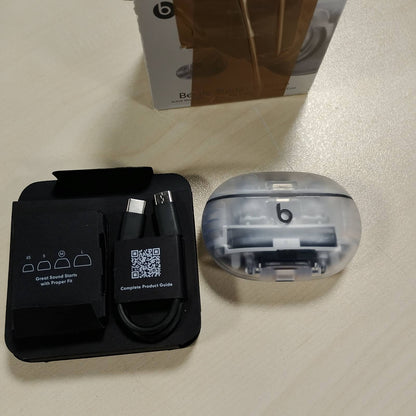 295031 - BEATS Kufje Studio Buds+ | Kufje Truly Wireless me Anulim Zhurme, Mikrofon i Integruar, Kufje Bluetooth me Audio Hapësinore - Transparente