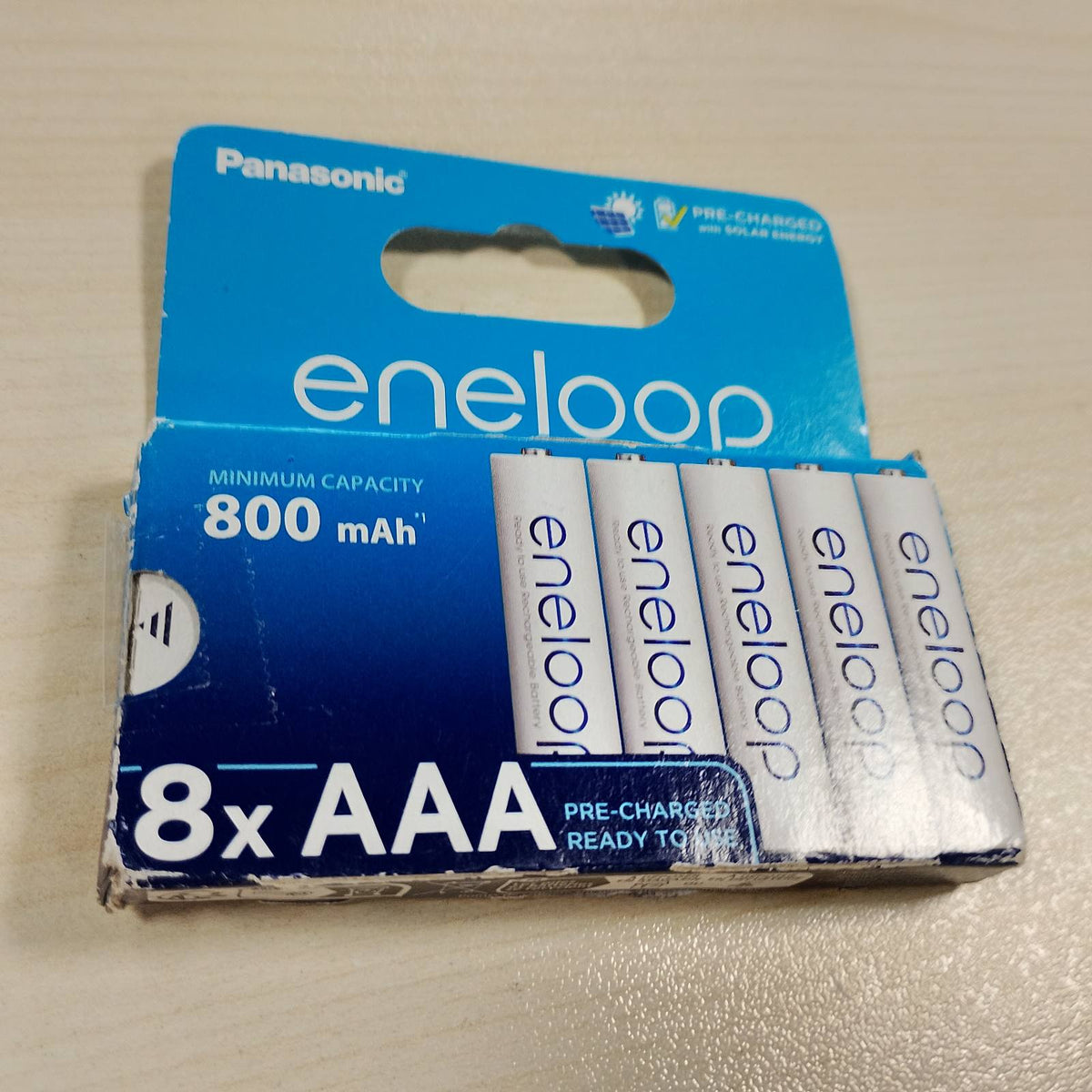 295864 - ENEELOOP Bateri të rikarikueshme AAA/Micro Ni-MH, pako me 8, kapacitet 800 mAh, të rikarikueshme deri në 2000 herë, paketim pa plastikë, të bardha