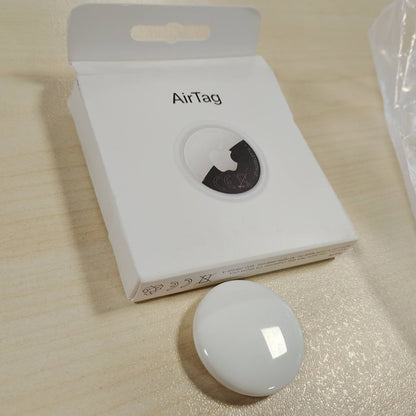 295874 - APPLE - AirTag (gjenerata e 2-të): Gjurmues për çelësat, portofolin dhe më shumë: Lokator me zë, konfigurim i lehtë me një klikim përmes iPhone ose iPad, gjetës çelësash për vendndodhje të saktë