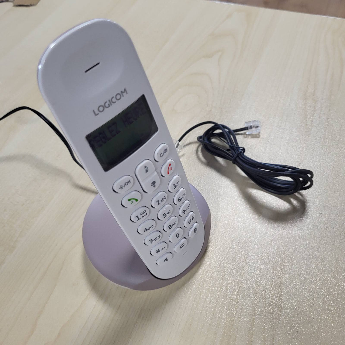 296088 - TELEFON FIKS PA TEL LOGICOM ILOA 150 PA SEKRETARINË TELEFONIKE - SOLO - TELEFONA ANALOGË DHE DECT - NGJYRË GRI
