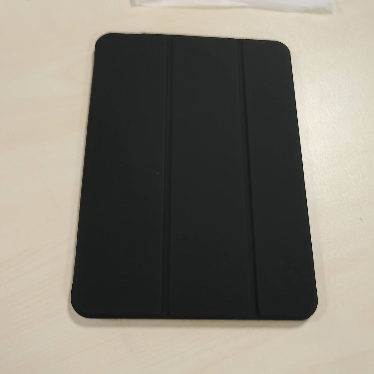 296142 - JETech Mbështjellës për iPad Pro 11 inç M5/M4 2025/2024, mbështetje e hollë, mbulesë e fortë, mbështjellës inteligjent me zgjim/gjumë automatik, E zezë