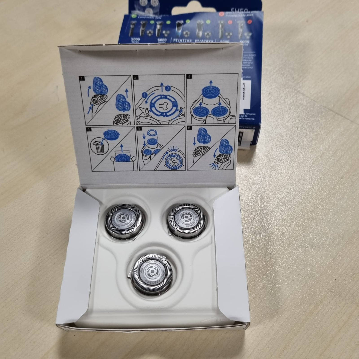 296783 - PHILIPS Kokat e rrojës Shaver Series 5000, model SH50/50