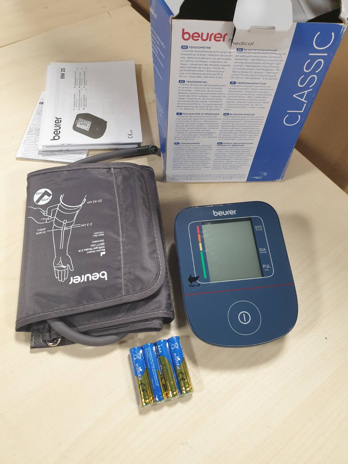 296909 - BEURER Monitor tensioni i gjakut BM 25 për krahun e sipërm, funksionim i thjeshtë me një buton, matje e saktë, zbulim i aritmisë, me port USB-C, manshetë, transferim të dhënash në Apple Health dhe aplikacione të ngjashme, blu