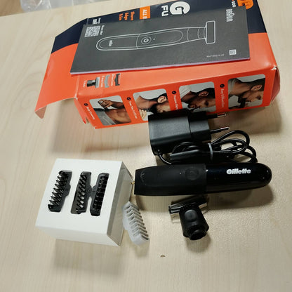 297001 - GILLETTE Makinë rroje elektrike Fusion One Hybrid për burra, e zezë, përfshin 3 aksesorë krehri dhe 1 krehër trupi, bateri 45-minutëshe, e papërshkueshme nga uji