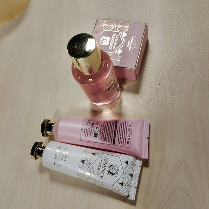 297226 - ACCENTRA Set banjoje ESSENCE OF BEAUTY për femra, set dhuratë me xhel dushi 100 ml, locion trupi 50 ml, pastrues trupi 50 ml, sapun 100 g, sfungjer rrjetë, në kuti dhuratash.