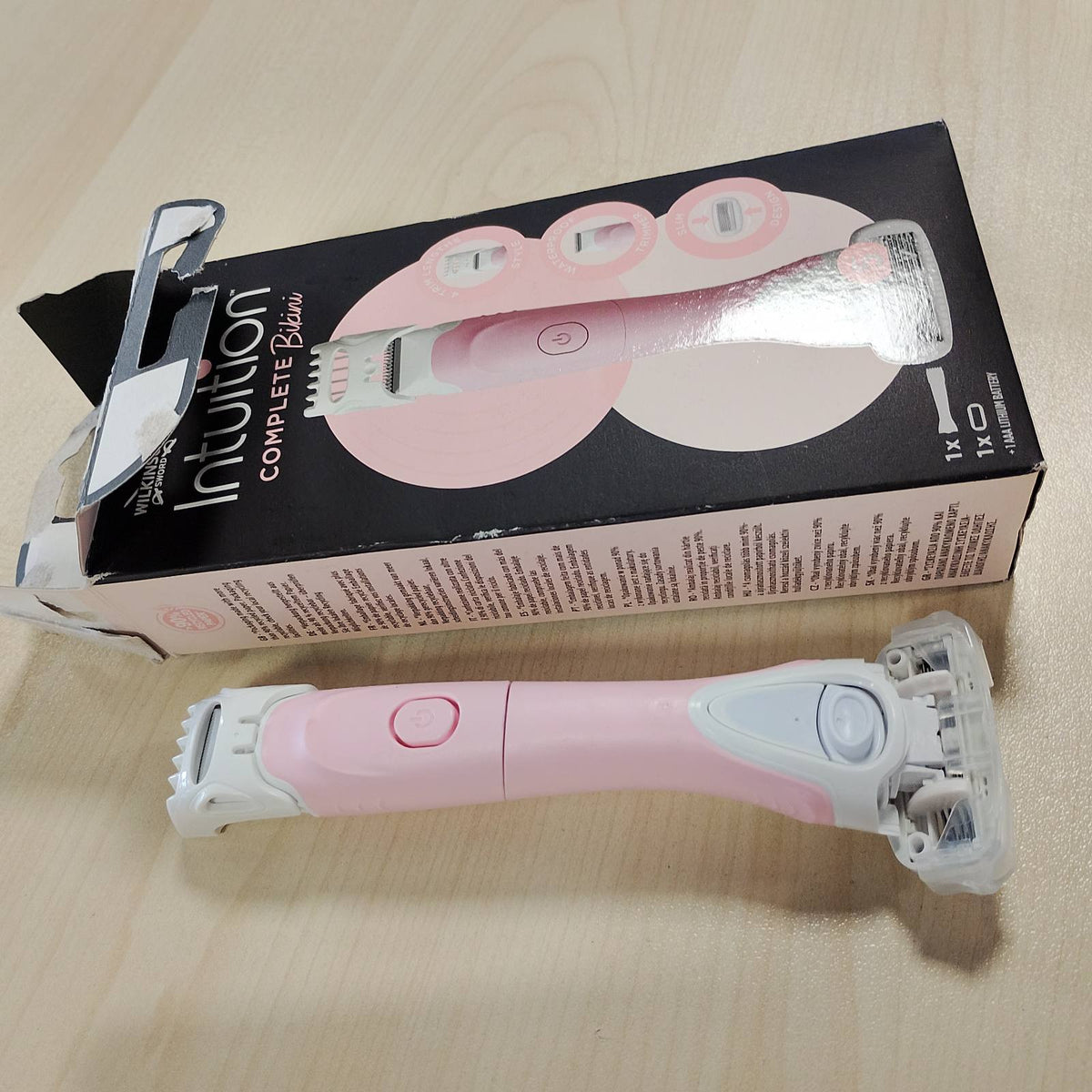 297315 - WILKINSON SWORD Intuition Complete Bikini - Brisk dhe prerës gjithçka-në-një me një kokë rroje të veshur me xhel me 5 tehe për mbrojtjen e lëkurës - i përshtatshëm për rroje në vijën e bikinit