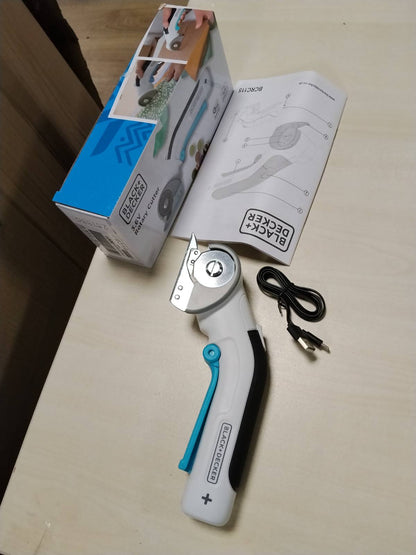 297990 - BLACK+DECKER Prerëse Elektrike 3.6V - Dorezë që nuk rrëshqet, Shkelës sigurie, Karikim USB-C, Një teh i përfshirë, jetëgjatësi baterie 35/40 minuta, BCRC115-XJ
