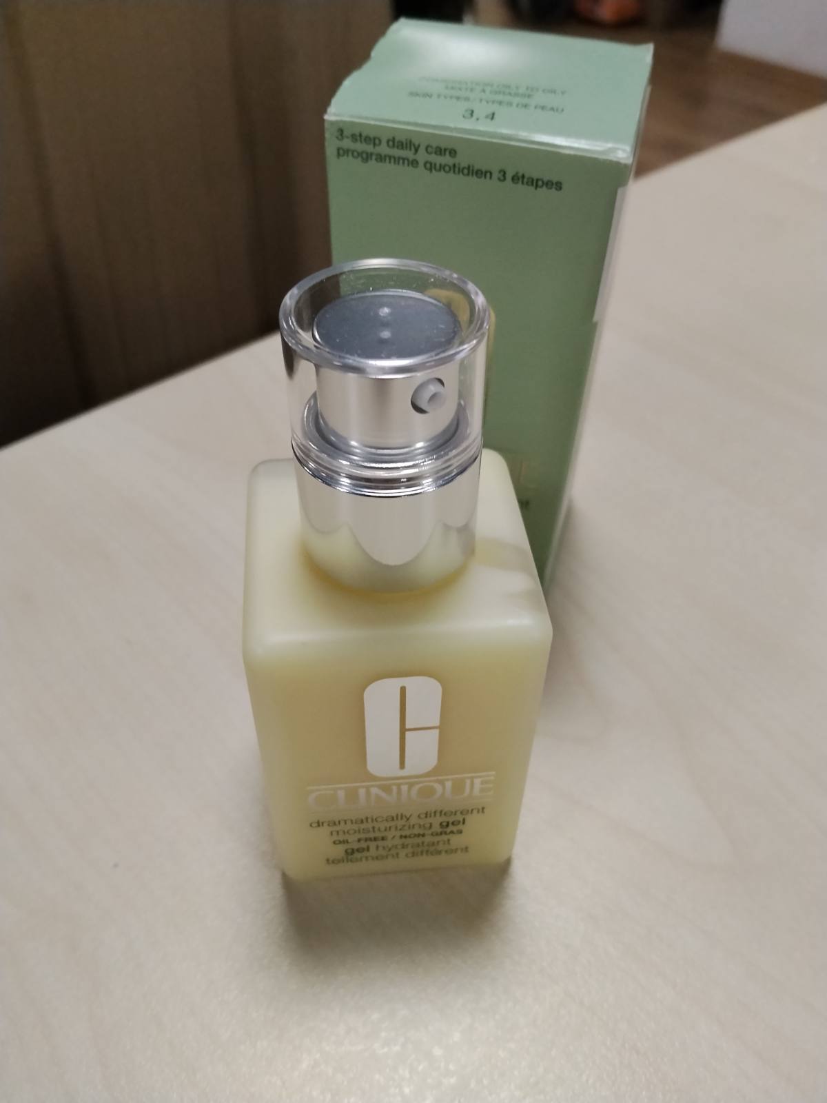 298141 - CLINIQUE Xhel Hidratues Drymaticly Different 125 ml