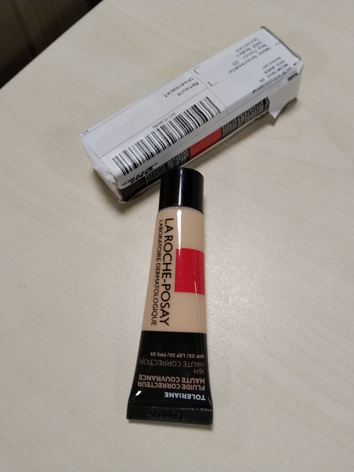 298202 - LA ROCHE-POSAY Lëng korrigjues për grim Toleriane me SPF 25, 30 ml, Ngjyra: E artë, Nr. 15