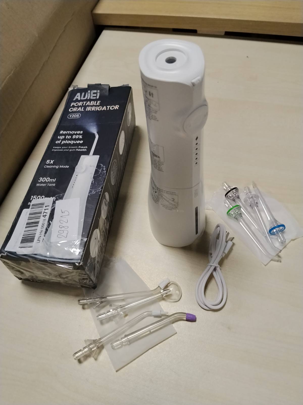 298215 - AUIEI Pastrues Dentar Portativ 5 Mënyra 8 Gryka 300ML Rezervuar Ngarkueshëm USB IPX7 i Rezistueshëm ndaj Ujit i Bardhë