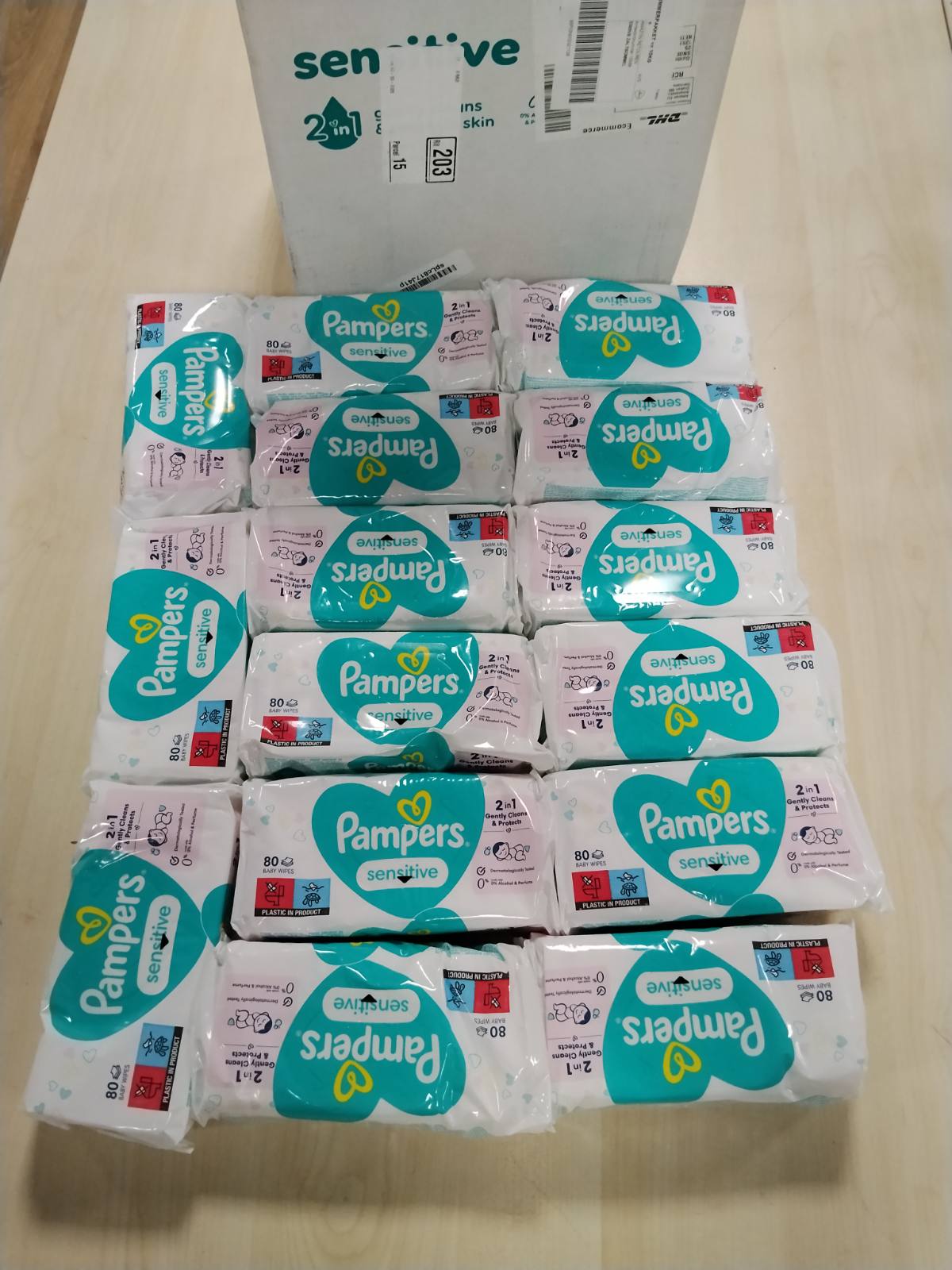 298287 - PAMPERS Peceta për fëmijë Sensitive, 15 pako me 80 peceta, 1200 peceta, pastrim dhe mbrojtje e butë e lëkurës 2 në 1