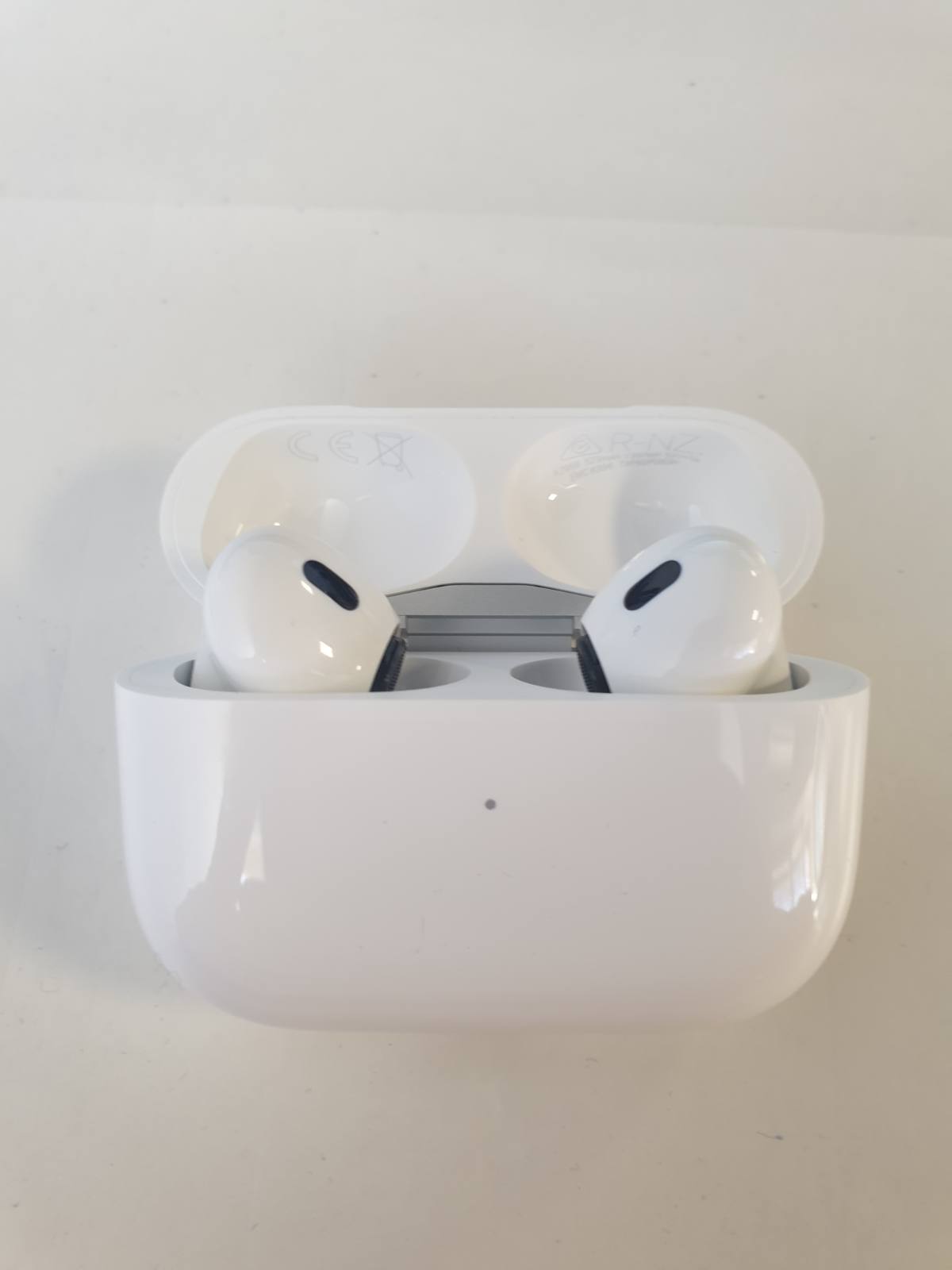 298963 - APPLE Kufje pa tel AirPods Pro 2 në vesh, Bluetooth, Anulim aktiv i zhurmës, Funksion ndihmës për dëgjimin, Modalitet transparence, Audio 3D i personalizuar, Tingull Hi-Fi, Çip H2, Karikim USB-C