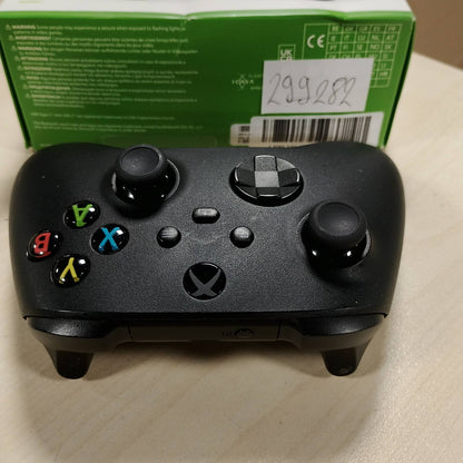 299282 - XBOX Live pa Fil - Carbon Black, Pajtueshmëri me Series X, Series S, One, Windows 10 dhe 11, Android dhe iOS