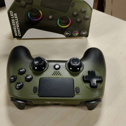 299401 - SUBSONIC Kontrollues LED pa tel Jeshile për PS5, llamba dhe LED të programueshëm, funksion dridhjeje, Touchpad, i pajtueshëm me Playstation 5 dhe PC