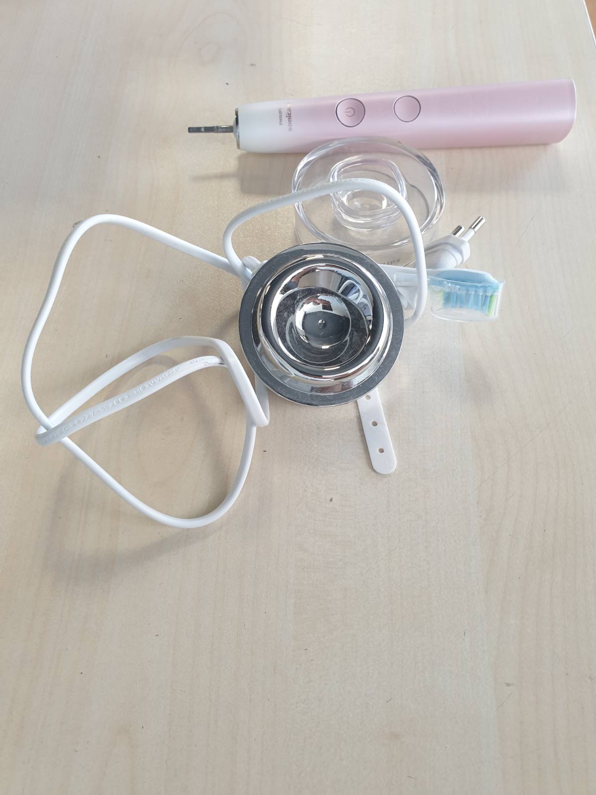 300224 - PHILIPS SONICARE - Furçë dhëmbësh DiamondClean 9000, HX9911/79, 4 koka C3 Premium, rozë