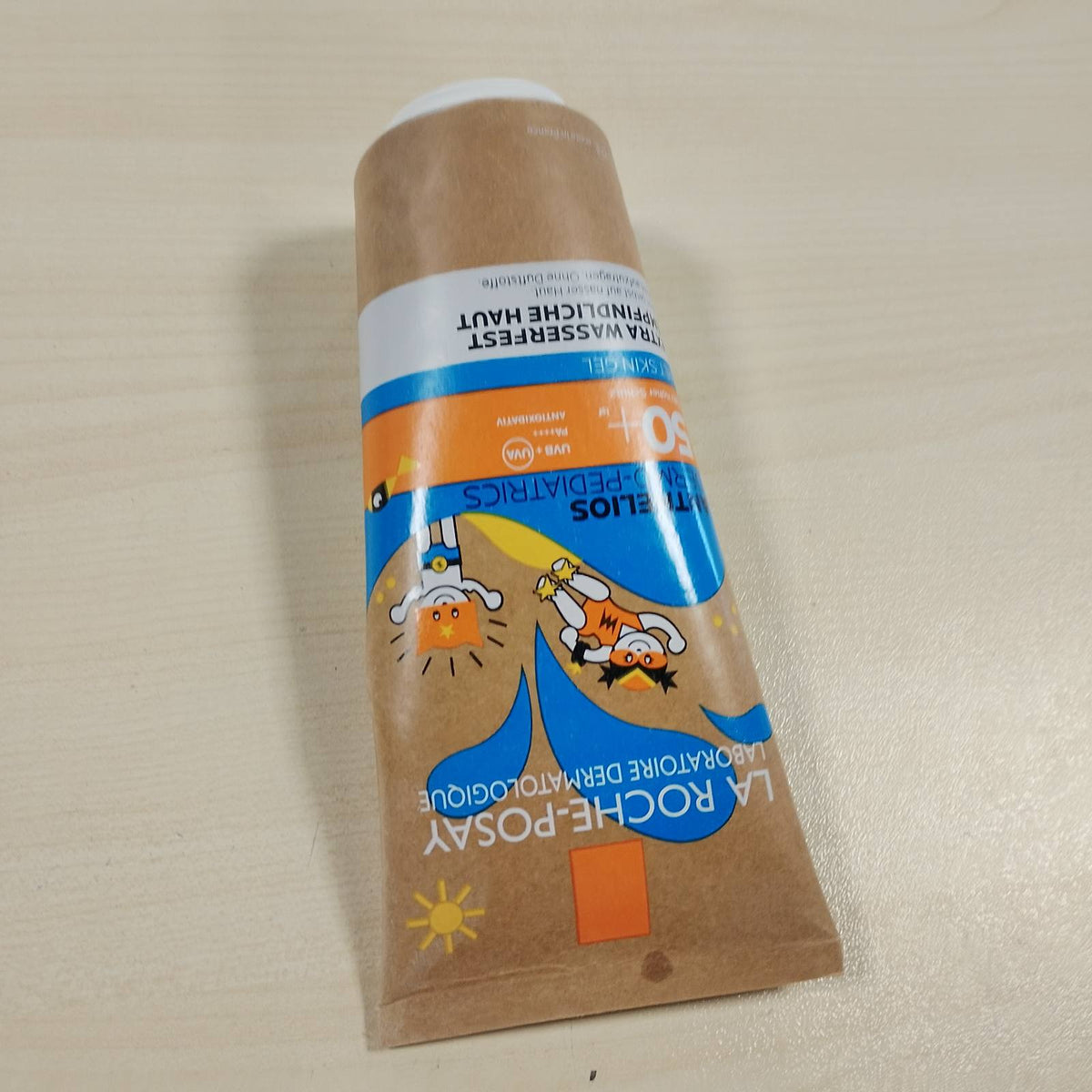 302028 - LA ROCHE-POSAY Anthelios Dermo-Pediatrics Xhel për Lëkurë të Njomur, krem kundër diellit SPF 50+, 200 ml, rezistent ndaj ujit, me Teknologjinë Wet Skin