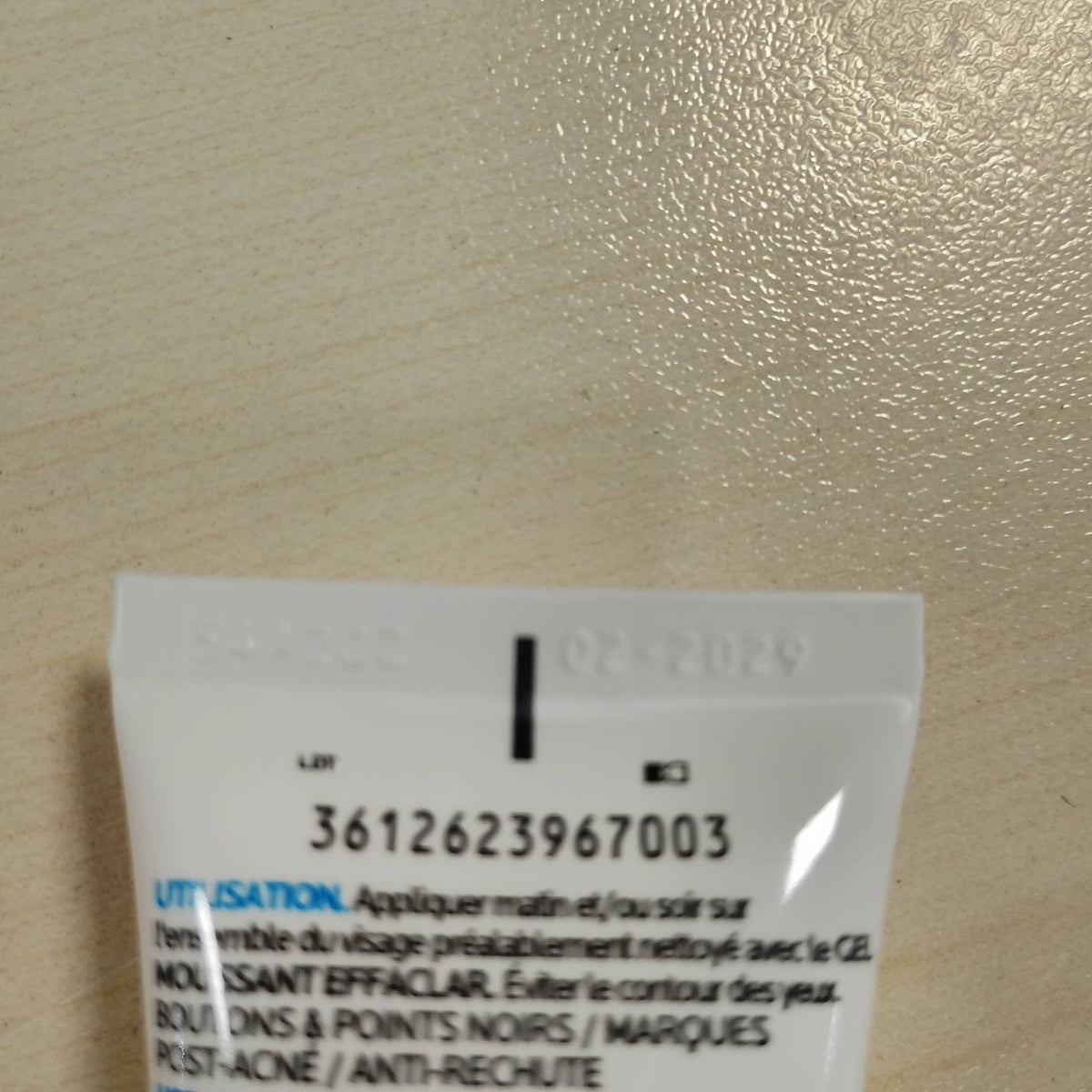 302184 - LA ROCHE-POSAY Krem për Fytyrën Kundër Akneve Effaclar Duo+M, 40 ml, me Niacinamidë dhe Procerad